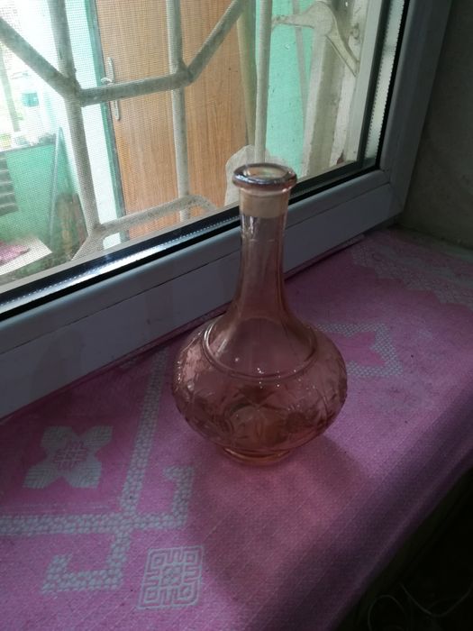 Продам старинный графин