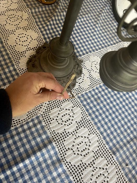 Estrutura de candeeiro de estanho