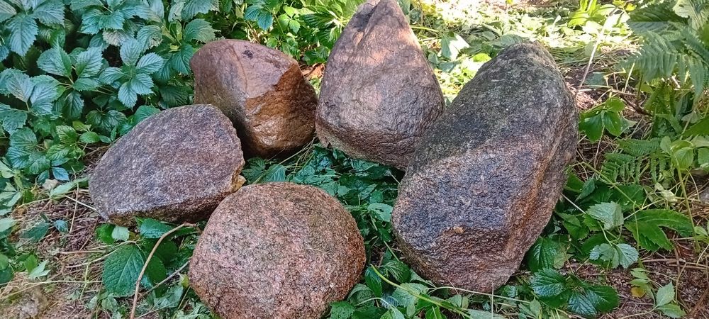 Naturalne głazy narzutowe 5 szt , polodowcowe