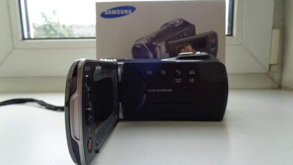 Цифрова Відеокамера Samsung HMX-F90BP Black H0BA