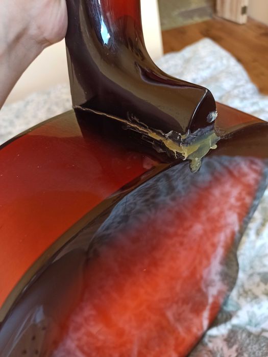 Gitara klasyczna do ozdoby lub renowacji