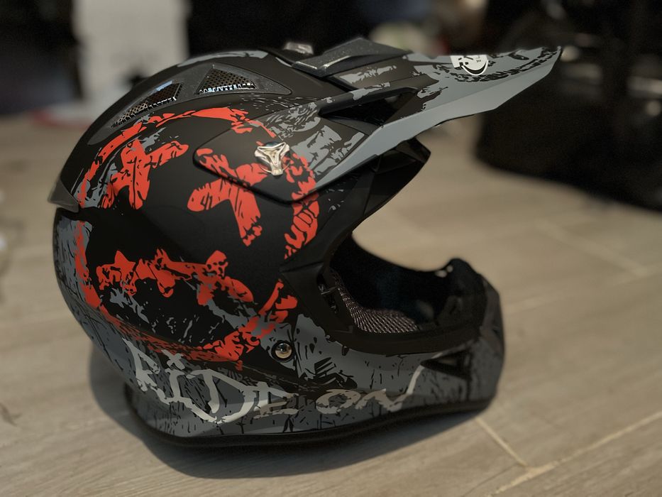 Мото шолом дитячий кросовий ендуро ATV з окулярами і підшоломником