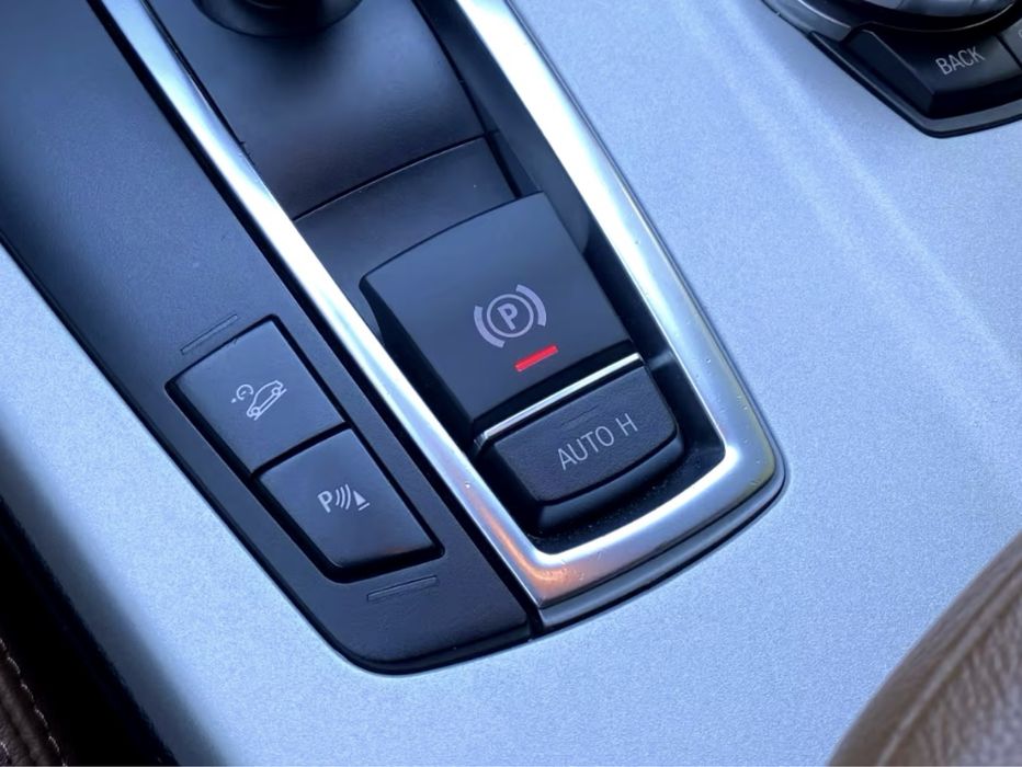 Кнопка ручника BMW Parking Auto Hold F01 F07 F10 F15 F25 F13 F11 F26