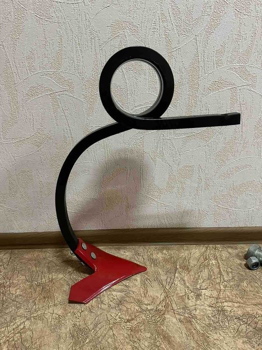 В наявності культиватори захват 6, 8, 9, 12м 5ти рядні (CASE)