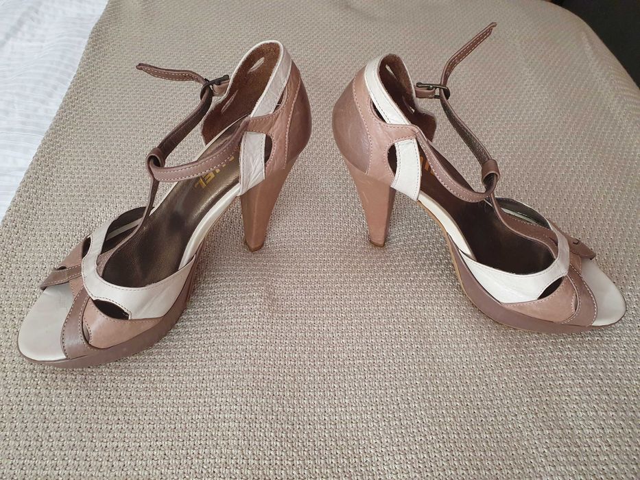 Sapatos abertos vaniel