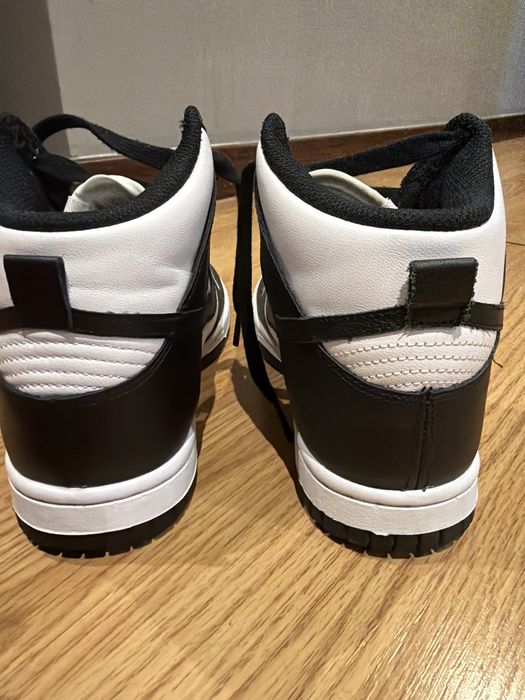 1. Ténis Nike Dunk High Retro "Panda" Preto e Branco - Original