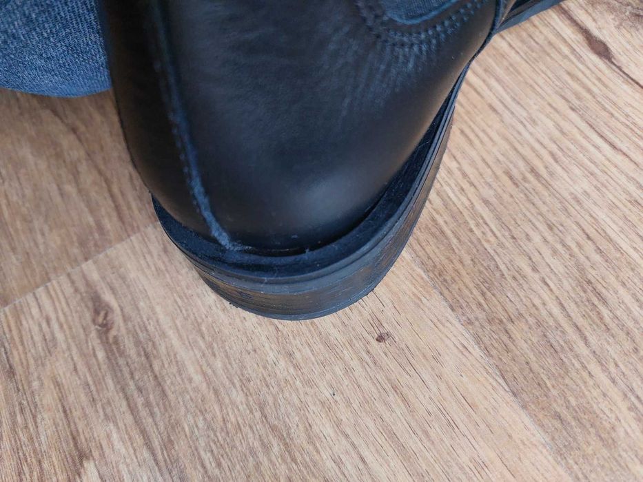 Skóra 35,Gino Rossi, czarne sztybety