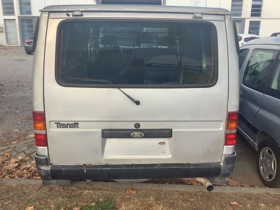 Ford Transit 2.5 TD de 2000 - Para peças