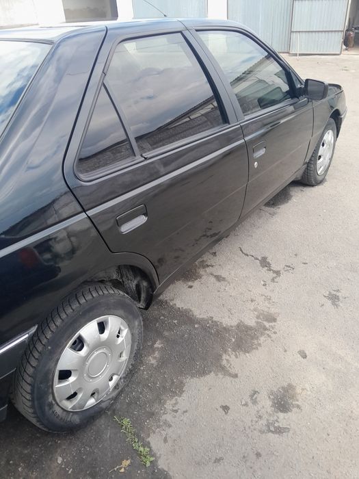 Продам Peugeot 405sw