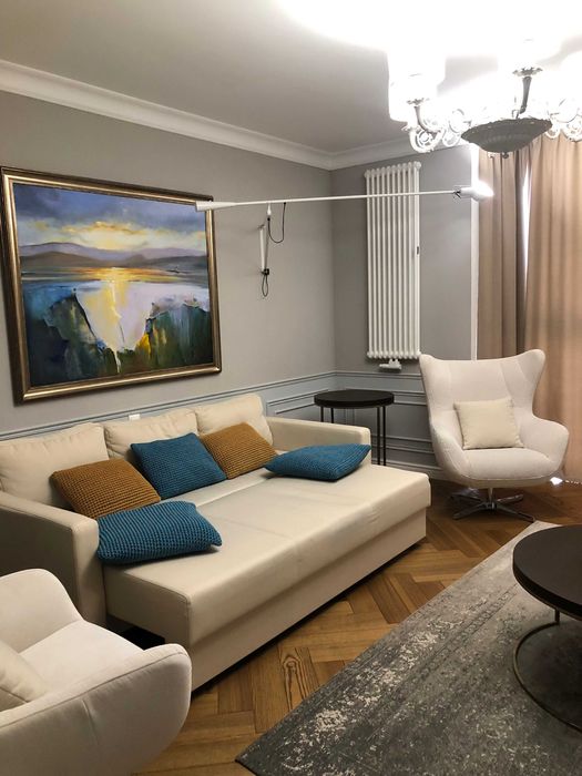 Генератор! Дизайнерський євроремонт, Драгоманова 2А!