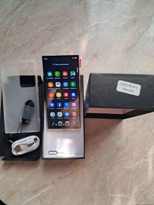Продам телефон  S25ultra c