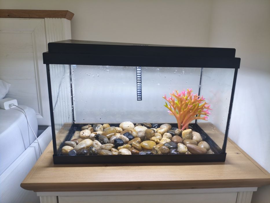 Aquário Aqua LED 32L (ICA) + Acessórios – Como Novo!