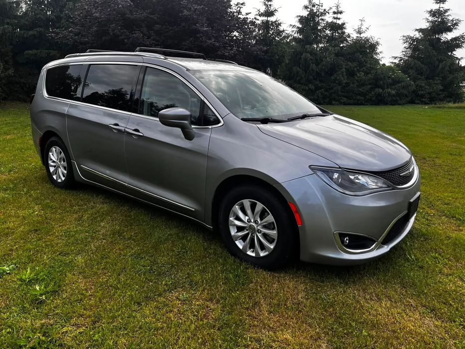 Chrysler Pacifica Chrysler Pacifica Touring L Plus