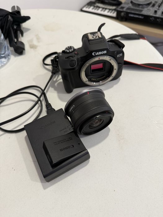 Canon EOS R100 + Objetiva RF-S 18-45mm – Como Nova