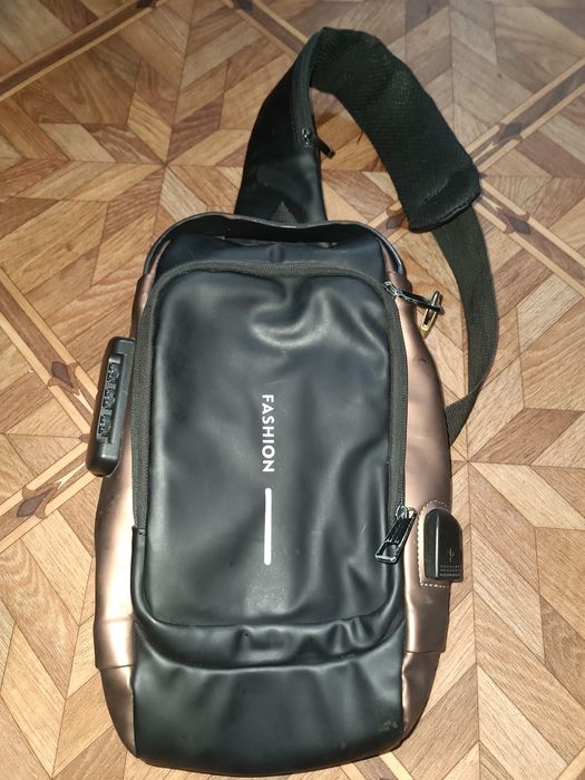 Продам сумку чоловіча б у