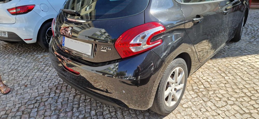 Peugeut 208 Automatico