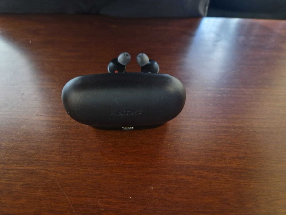 Auriculares Bluetooth Sony WF-XB700