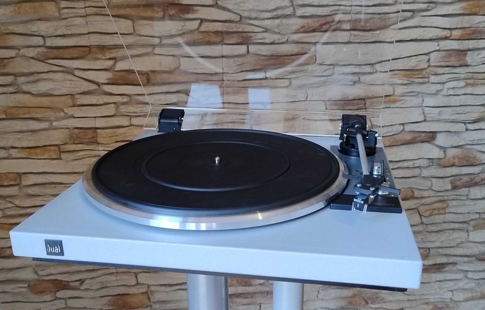 Gramofon DUAL CS-420