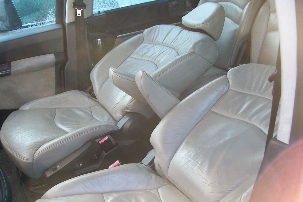 Fotele skórzane kapitańskie elektryczne obrotowe + tylne + boczki