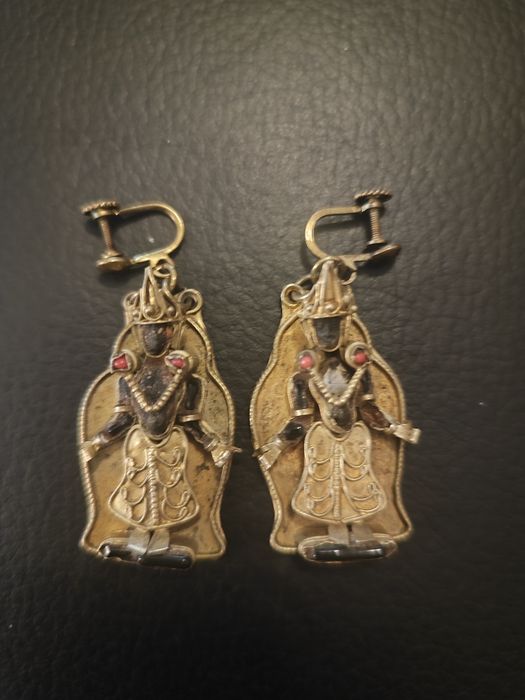 Brincos muito raros joalharia Tibetana Vintage!  Totalmente feito a mão.