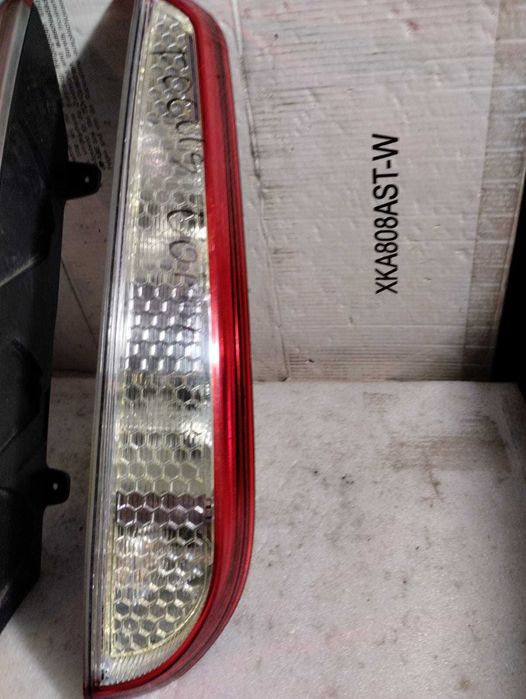 Lampa tylna Ford Focus MK2 lift kombi