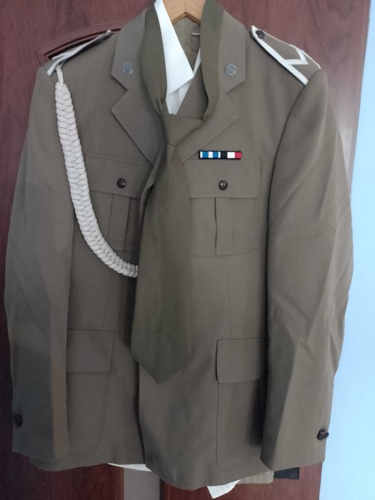 Sprzedam mundur wyjściowy