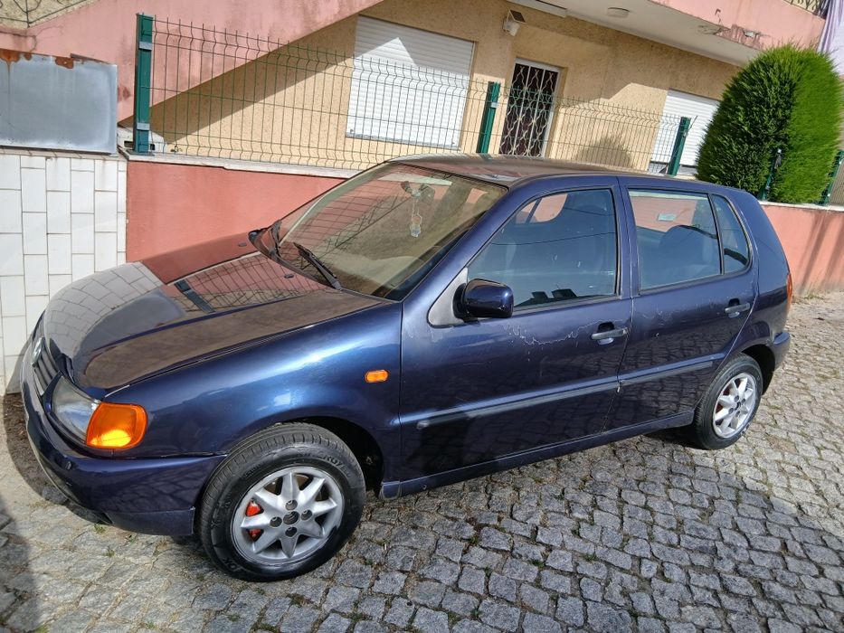 Venda de carro Polo muito conservado