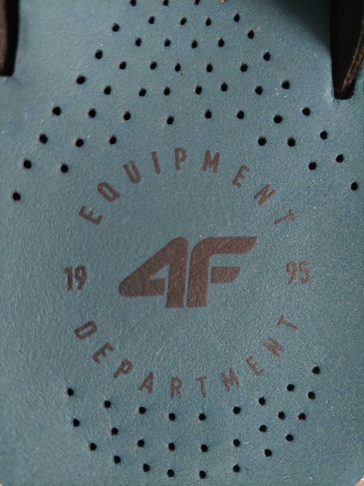 Japonki firmy 4F