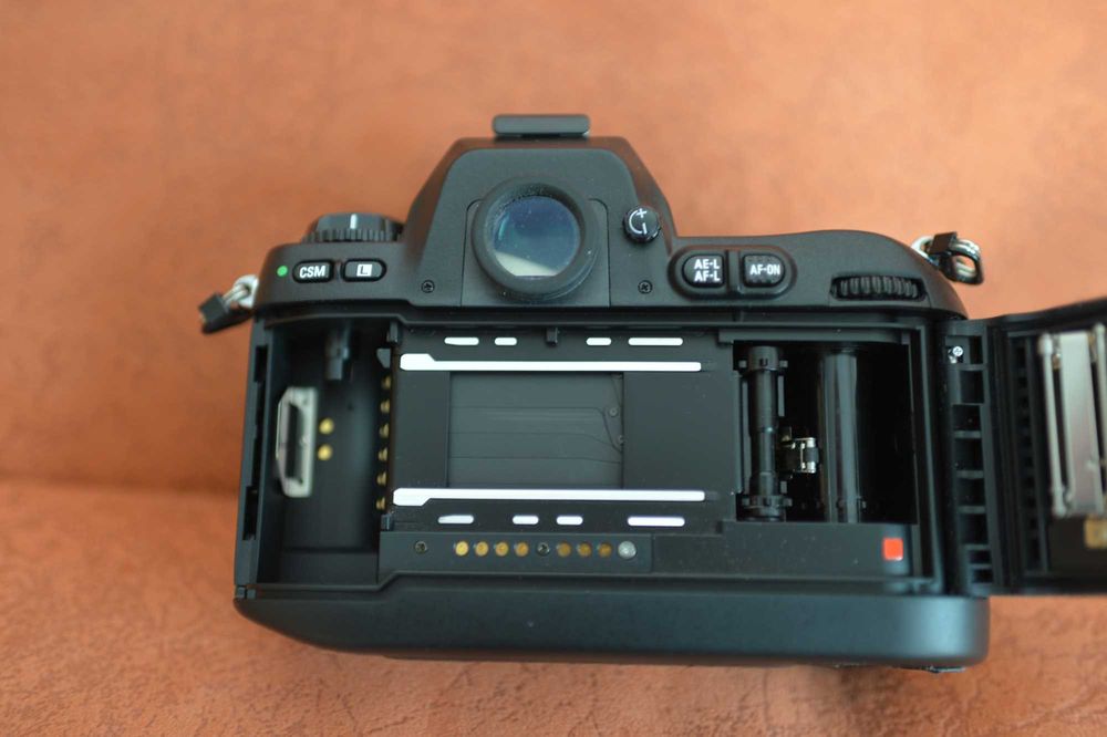 nikon f100 - купить фототехнику, видеоаппаратуру - Цена на OLX.ua