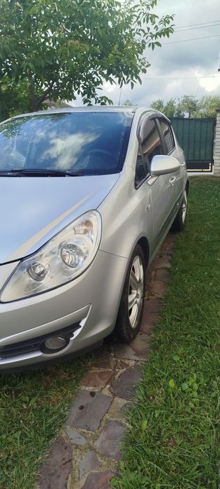 Продам Опель Корса D