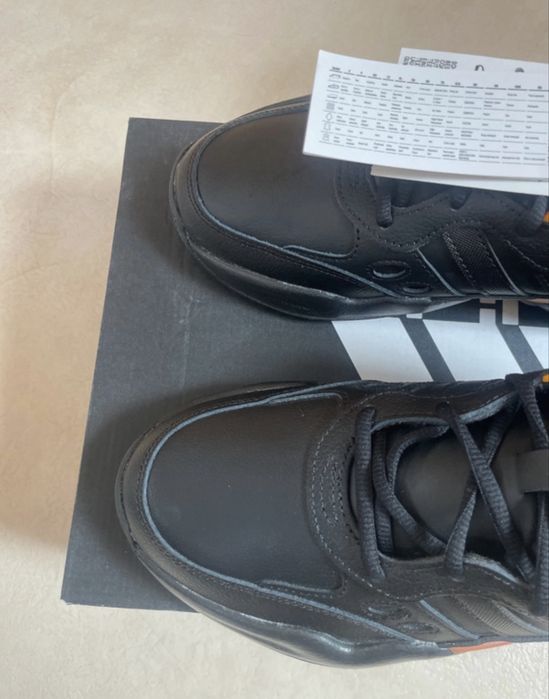 Tenis Adidas Street Spirit em Couro