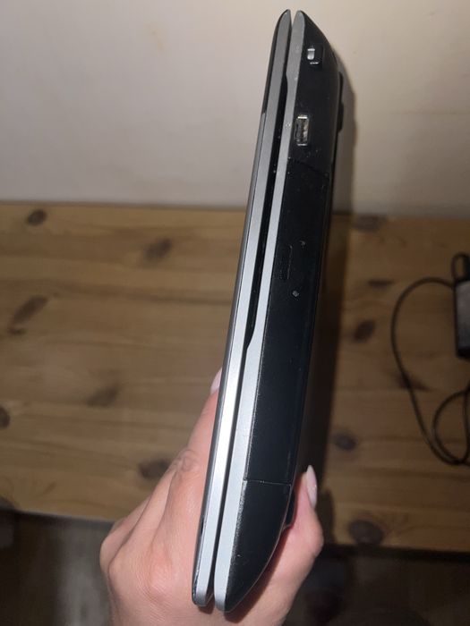 Ноутбук Samsung RV513 Silver