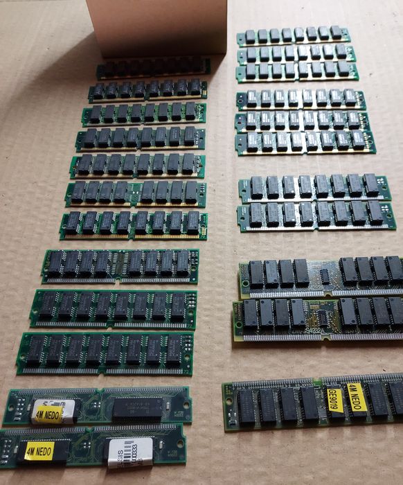 Memórias SIMM de 30 e 72 Pins até 32MB