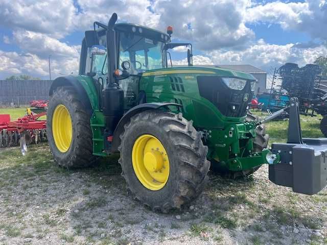 Ciągnik John Deere 6135 M