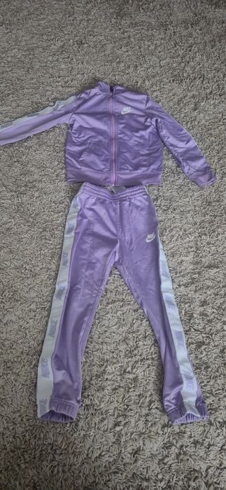 Дитячий оригінальний костюм Nike  на 5-7 років