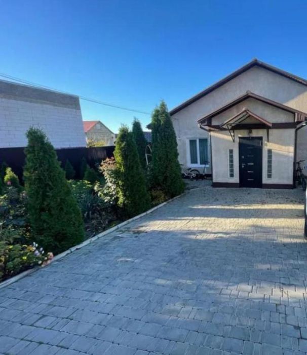 Продаю будинок у с. Нерубайське (215-617)