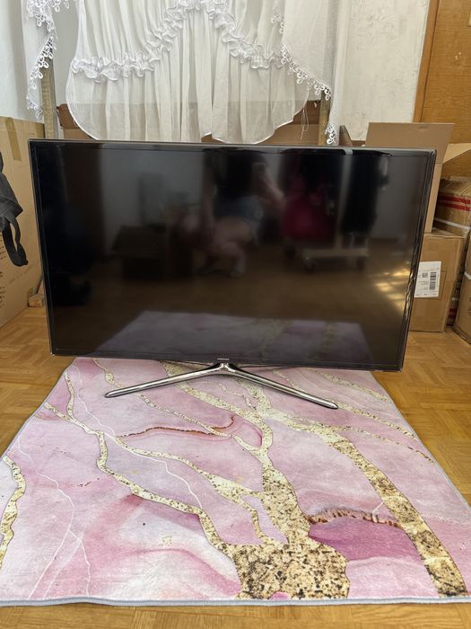 Telewizor samsung 48 cali na nodze