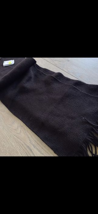 Akrylowy szalik brąz cross