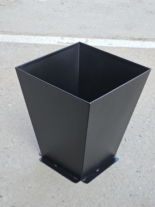 Вуличний смітник