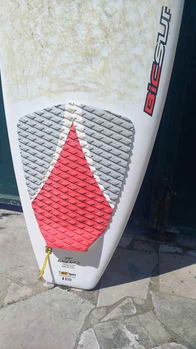 Prancha de surf em óptimas condições
