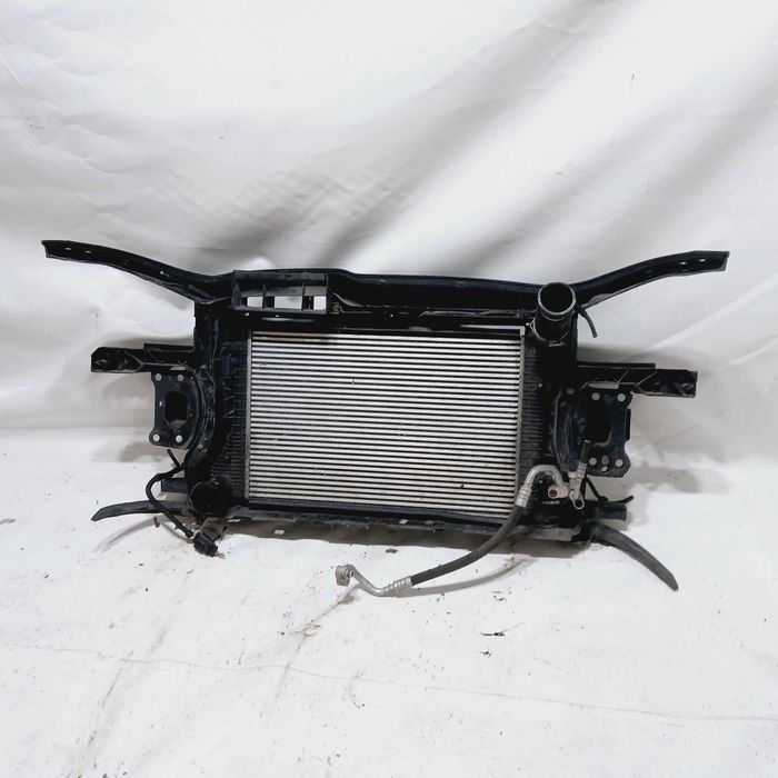 VW Golf V 1.9 TDI Pas przedni 1K0805594K