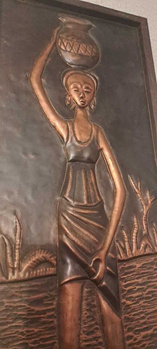 ARTESANATO AFRICANO -  Arte de parede tribal em relevo de cobre
