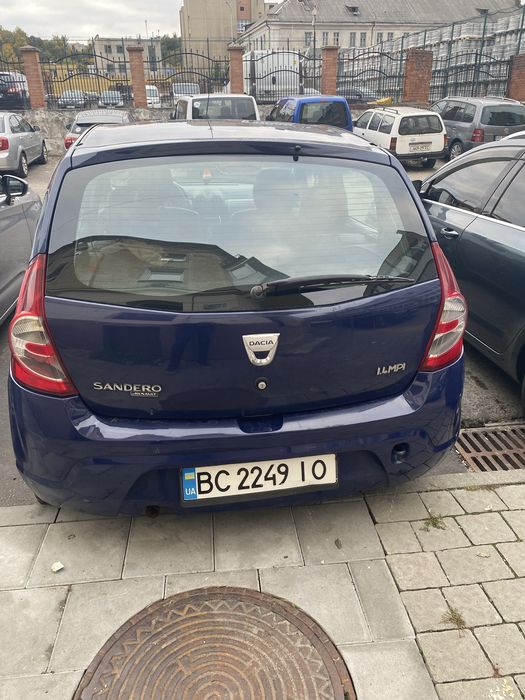 Dacia Sandero 1.4 газ/бенз