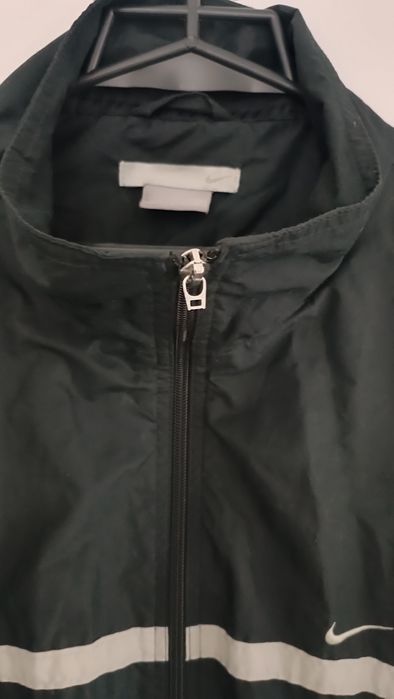 Kurtka wiatrówka Nike roz L