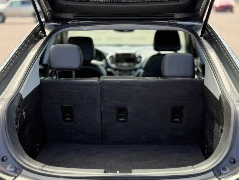 Chevrolet Volt Premier      2017