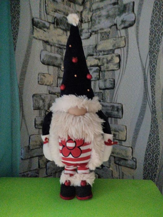 Іграшки для декору