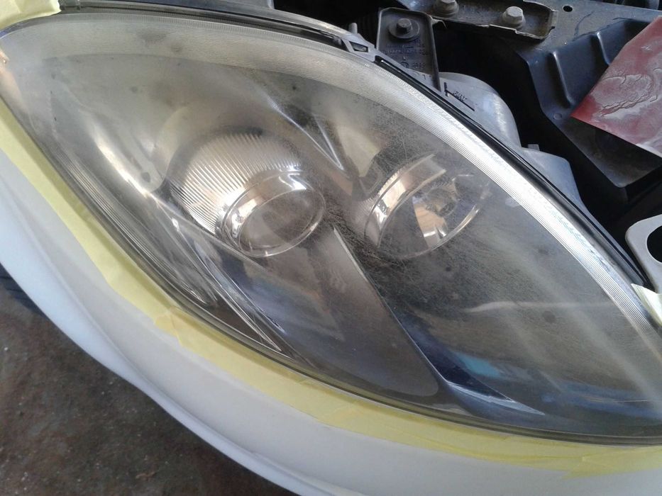 Polerowanie reflektorow/lamp. PROMOCYJNA CENA - 159zl za komplet.