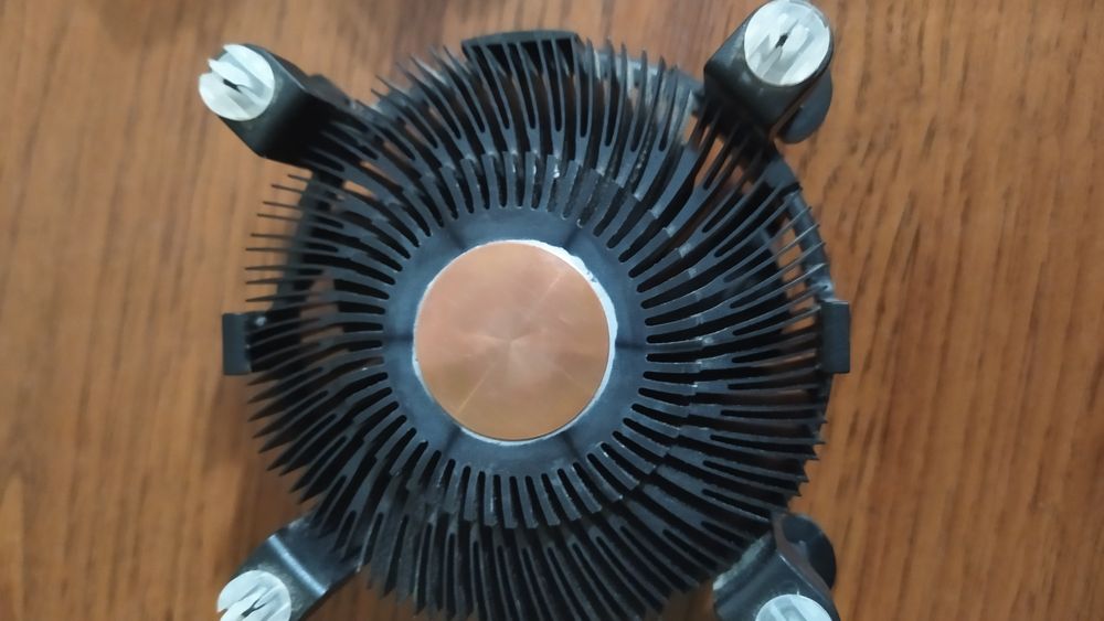 процесор i3 10105f BOX