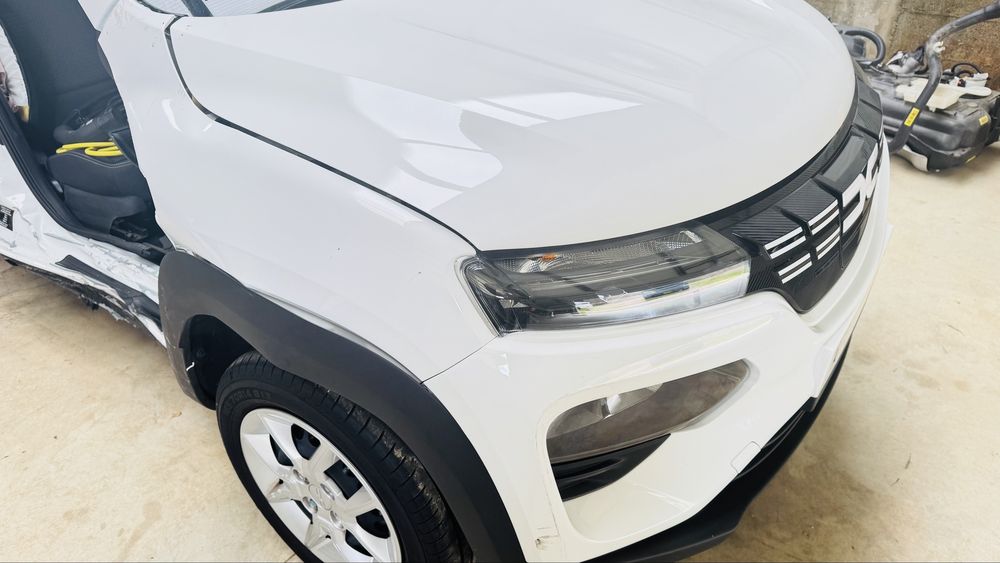 Dacia spring eletrico para pecas