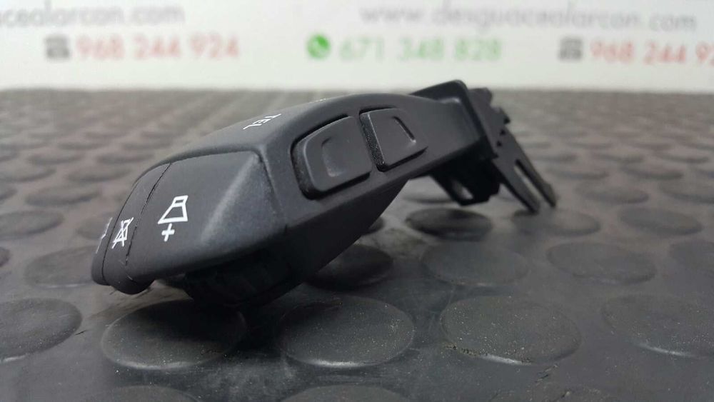CONTROLE DO SISTEMA DE ÁUDIO / RÁDIO CD RENAULT MEGANE IV BERLINA 5P GT-LINE
